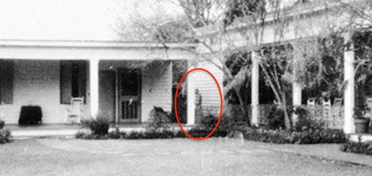 The Myrtles Plantation with a shadowy figure circled
