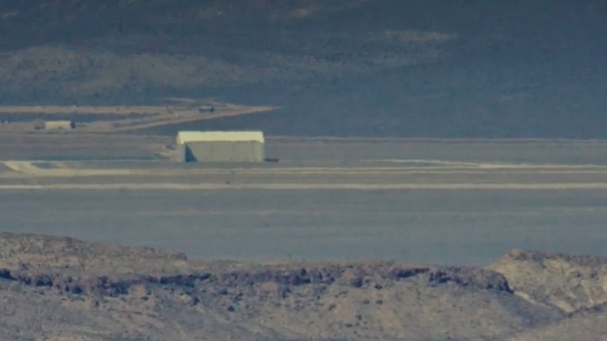 Area 51 buildings and hangers