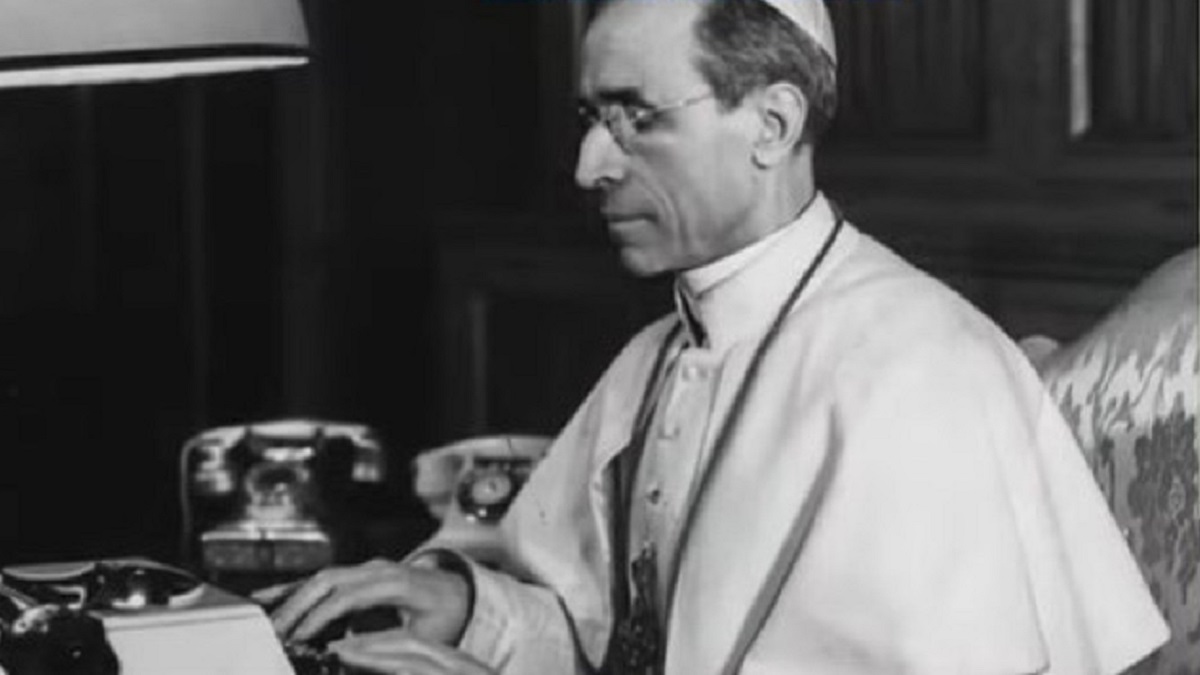 Pope-Pius-XII-UAPs